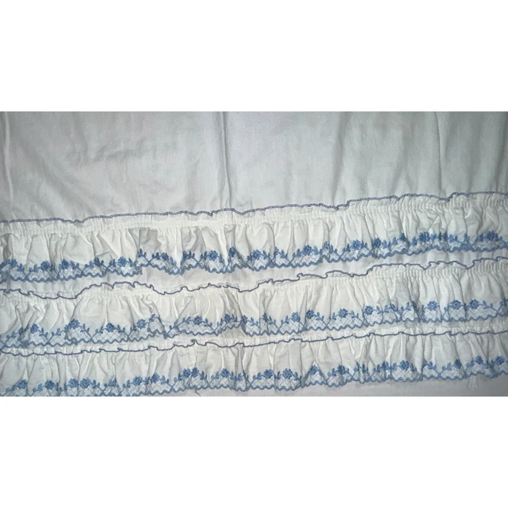 Vintage Set of 3 Ruffled Valances Short Curtains Panels Blue & White Embroidered